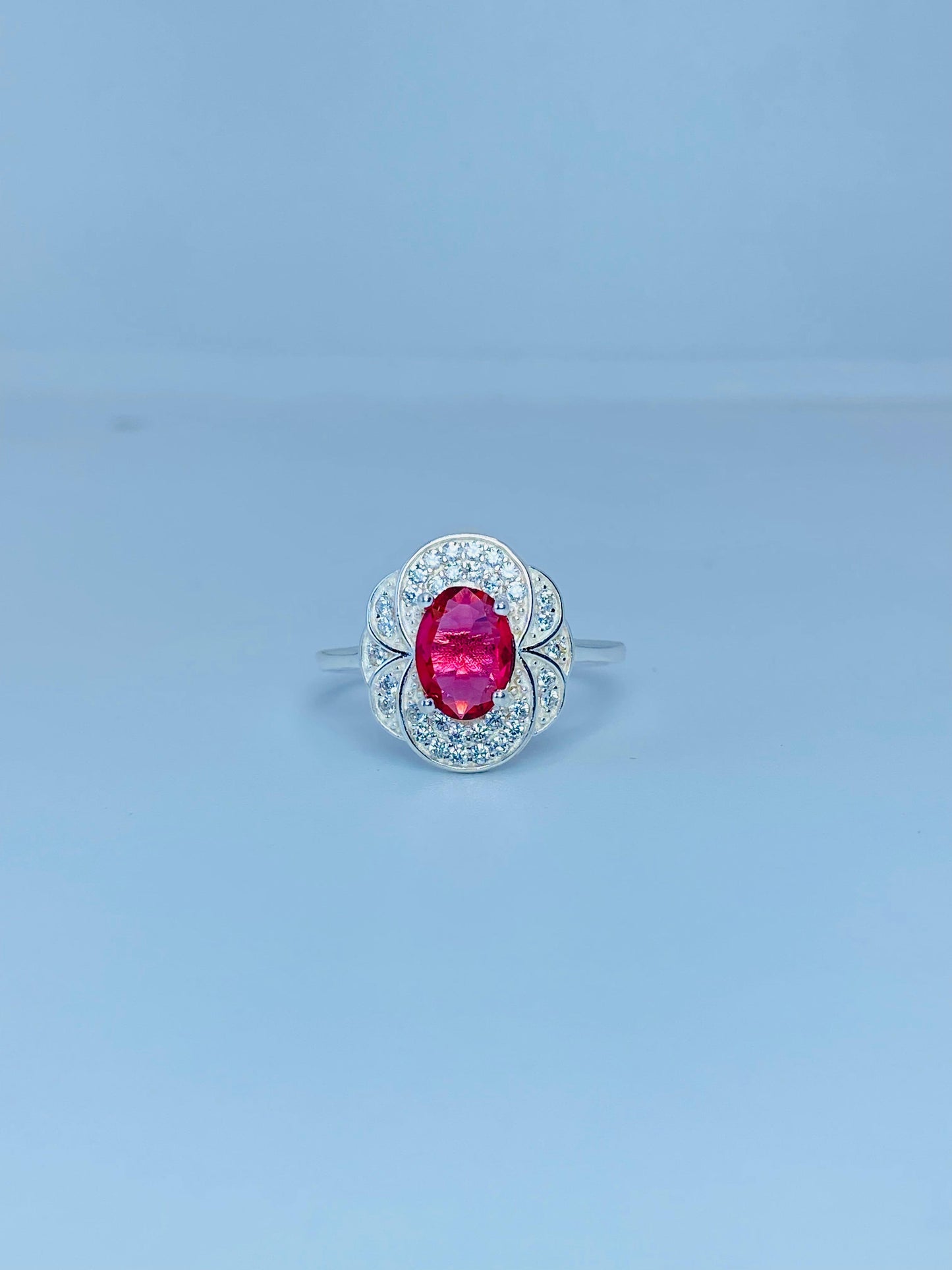 Twilight Elegance Ring - Dual-Tone Gemstone Ring with Exquisite Design