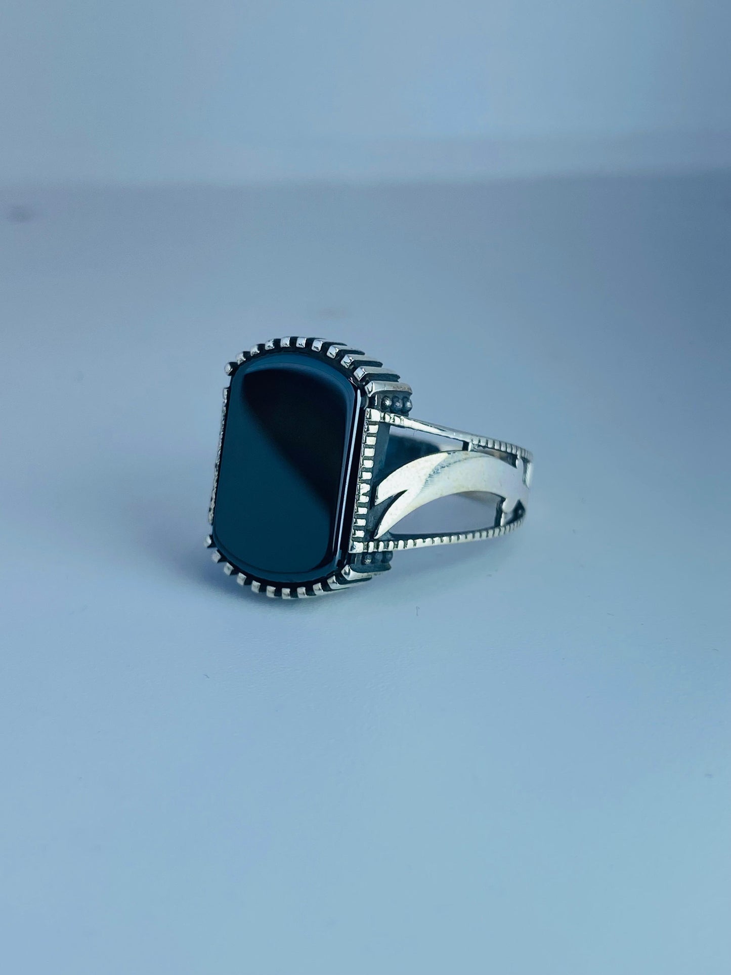 Zulfiqar-e-Saad Yamani Aqeeq Ring - Elegant Silver Ring for Men