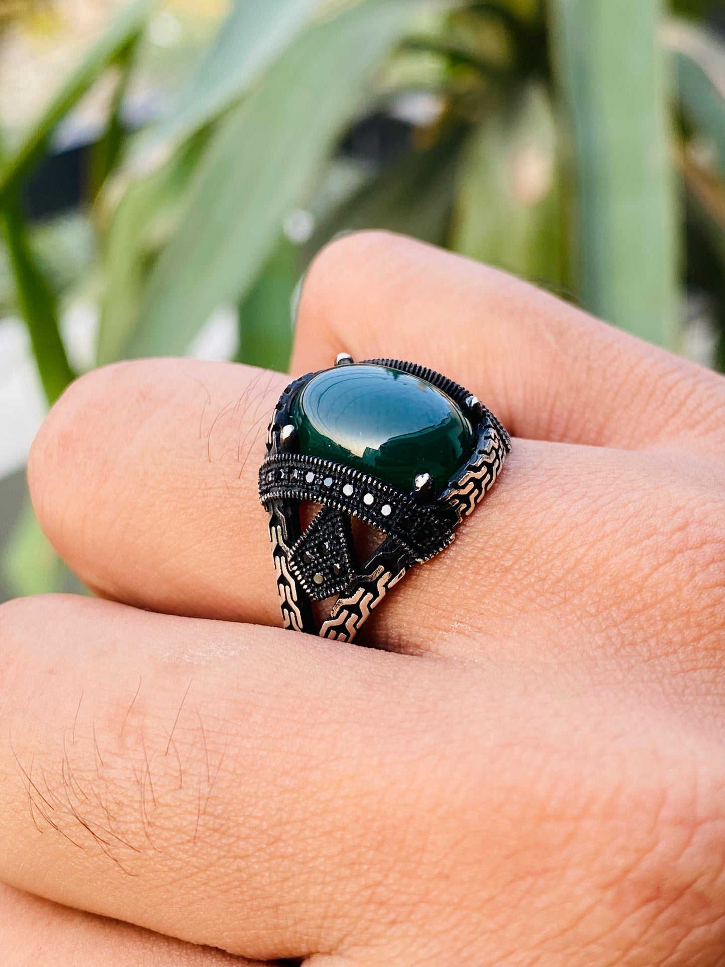 Zewar-e-Shahbaz: Pure Chandi Ring with Green and Black Yamini Aqeeq | Handcrafted Men's Silver Ring