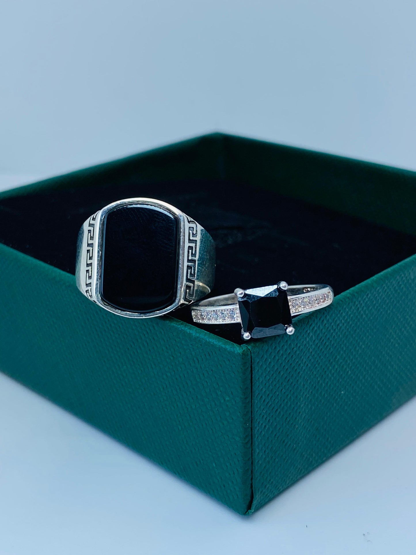 Mystic Onyx & Midnight Elegance Couple Rings – A Symbol of Timeless Love and Sophistication