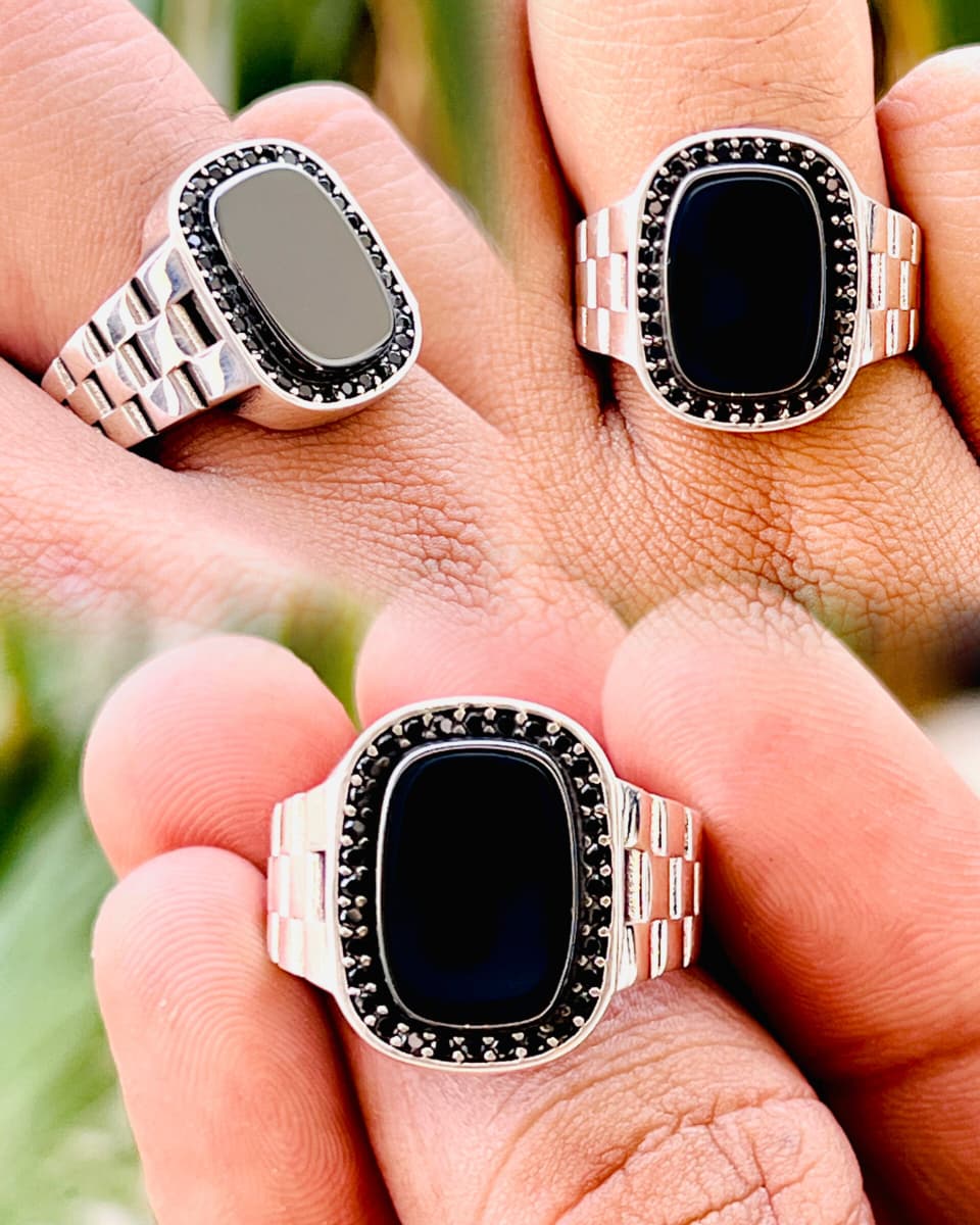 Midnight Sovereign Ring